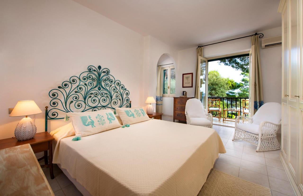 Hotel Is Morus Relais Santa Margherita di Pula Exterior foto