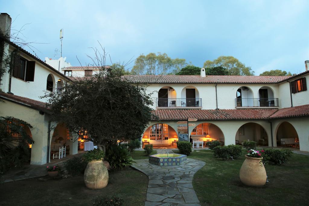 Hotel Is Morus Relais Santa Margherita di Pula Exterior foto